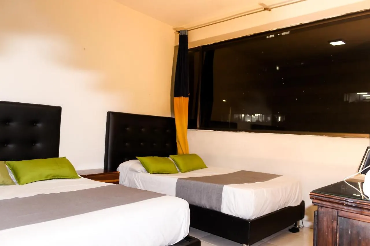 Hotel Los Cerros de Bogotá 2*,